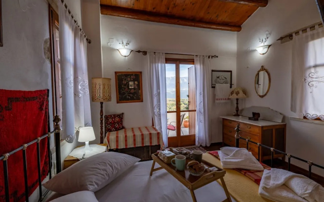 Agapi s Charming Retreat - Rustic Escape By Chania