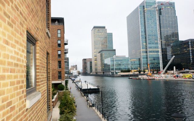 Zen Apartments - Docklands