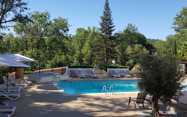 Camping Et Village Vacances La Cheneraie