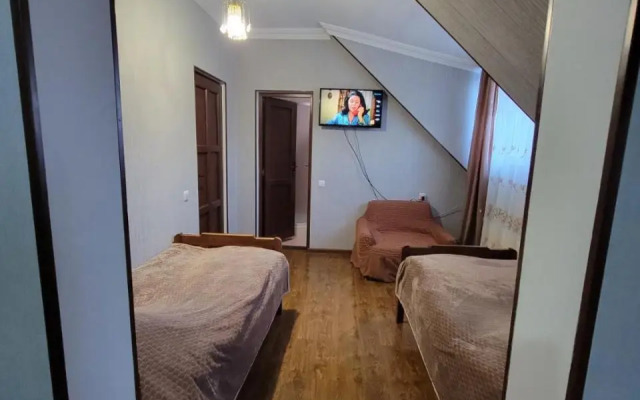 Hotel Edemi
