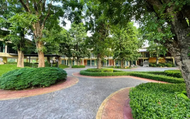 V-park Hotel