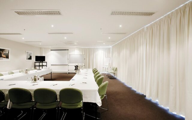 Amity South Yarra Apartments