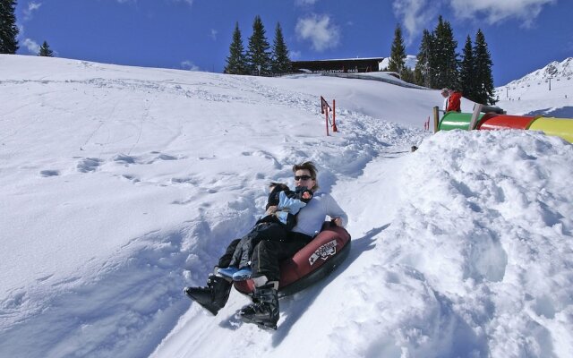 Pleasant Holiday Home Near Ski Area In Tobadill