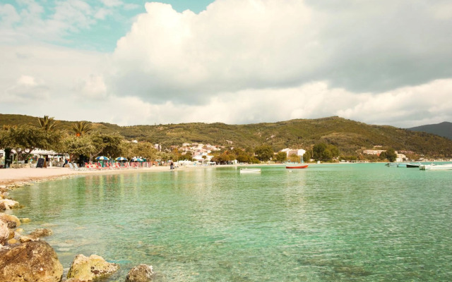 Nasos Hotel & Resort