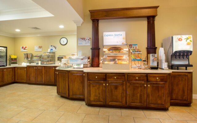 Holiday Inn Express & Suites Richmond by IHG