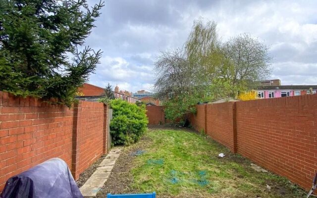 Spacious 3 Bed Townhouse Garden Wifi Balham