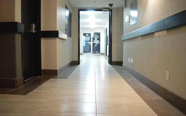 Super 8 Grande Prairie