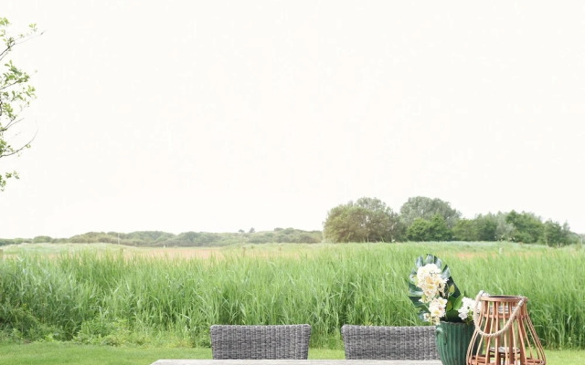 Rustic Apartment in Callantsoog With Terrace