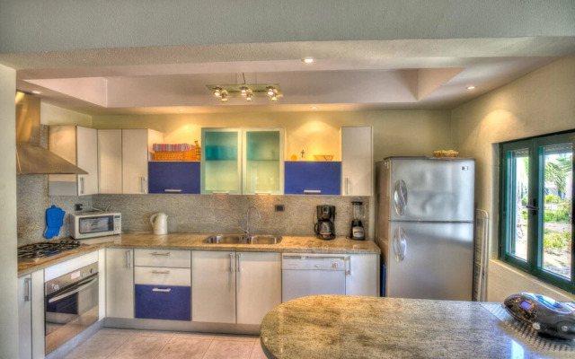 Dapper Beachfront 2 Bedroom Apartment - D201
