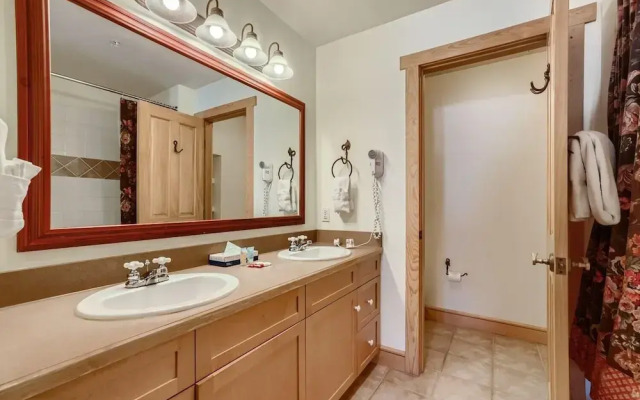 Copper Springs  209 2 Bedroom Condo by RedAwning