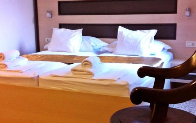 Luxury Rooms Keko