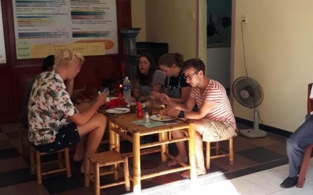 Fa Backpackers Hostel