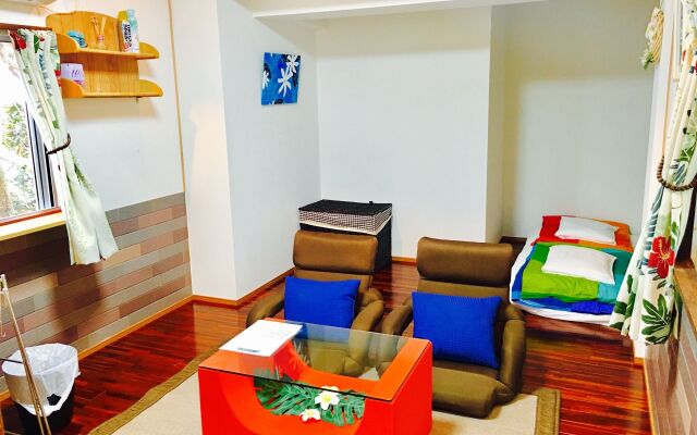 Ma-Blue Garden House