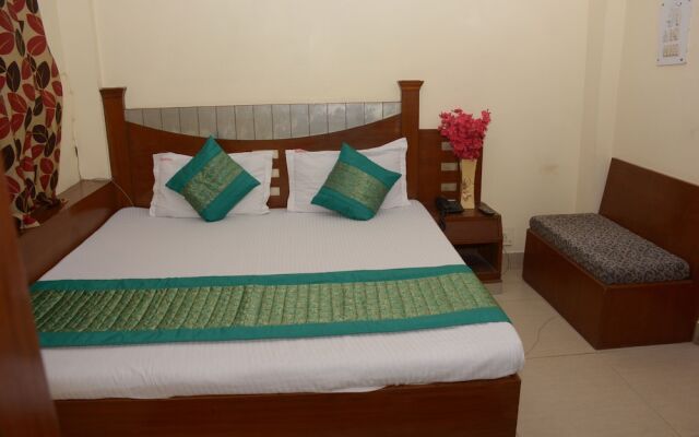 Sidhartha Tourist Lodge