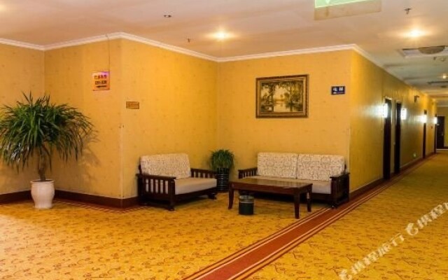 Xinxiang Aishang Network Hotel (Emperor Branch)