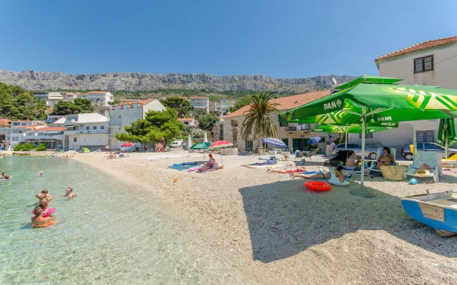 Apartments Beach Gem