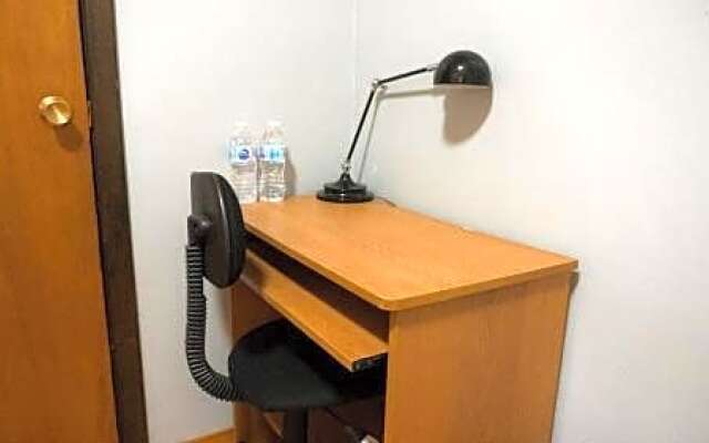 Bedroom near Fanshawe and Western, Downtown London