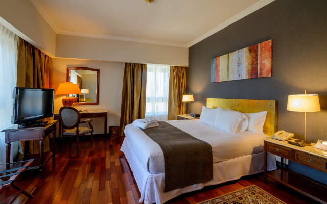 Radisson Montevideo Victoria Plaza Hotel