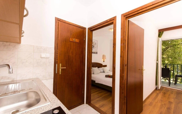 Sandra - Quiet & Close to the Beach - A3