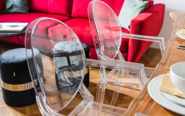 Main Square Apartments - LoftAffair