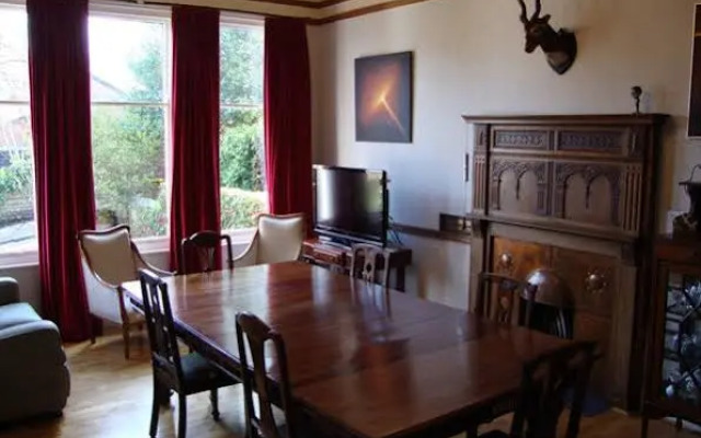 Elm Bank Lodge Guest House