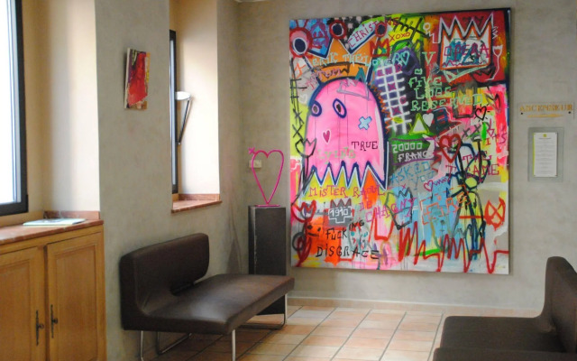 Grand Hôtel Dauphiné Toulon, Boutique Hôtel & Suites