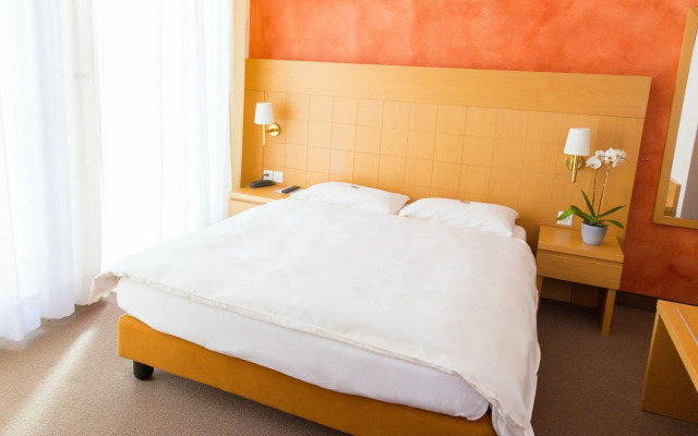 Hotel DU LAC Locarno