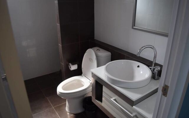ZZZ Hostel - Don Mueang Airport