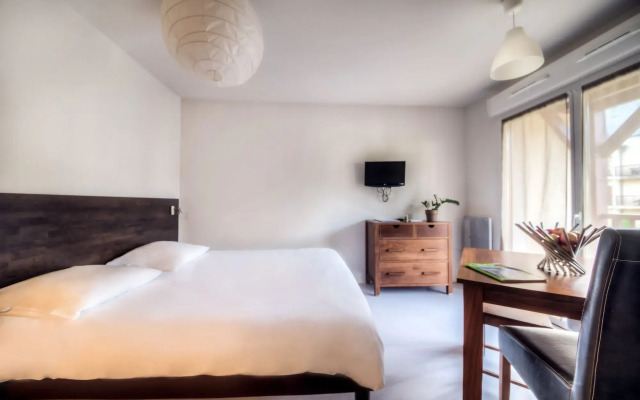 Zenitude Hôtel - Résidences L'Acacia Lourdes