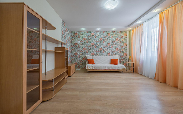 Top House на Ошарской 98