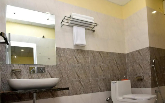 Hotel Tridev Grand