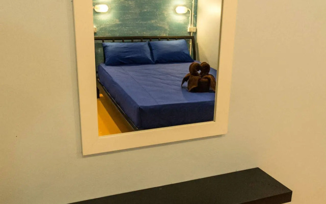 Treechart Hostel
