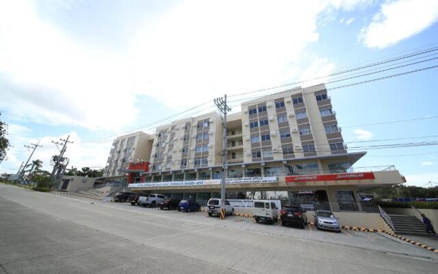 A2J Executive Studio Suite Near Enchanted Kingdom