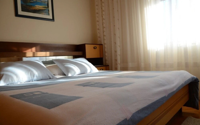 Miljenko - 150 m From Beach - A2