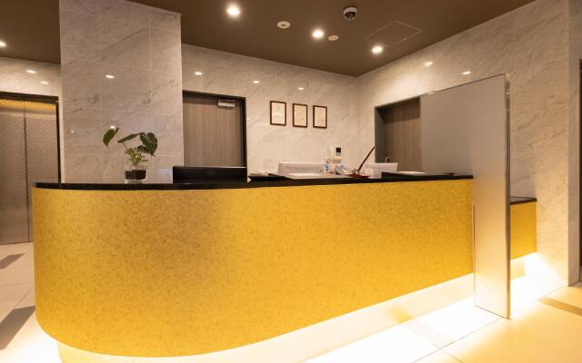 Nipponbashi Luxe Hotel