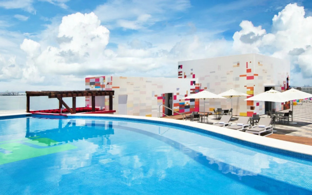 Renovated Aloft Cancun