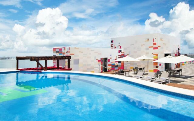 Renovated Aloft Cancun