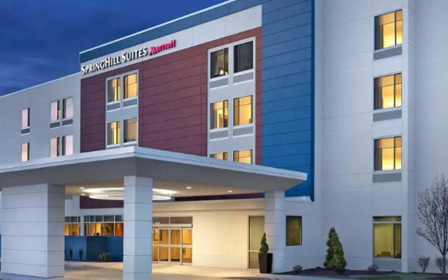 SpringHill Suites Detroit Dearborn