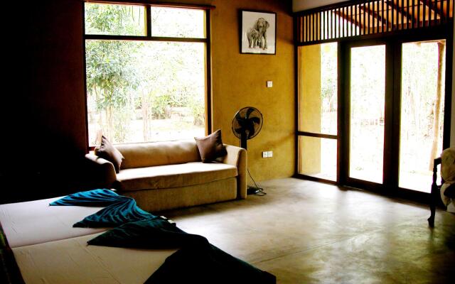 Fresco Lion Villa - Hostel