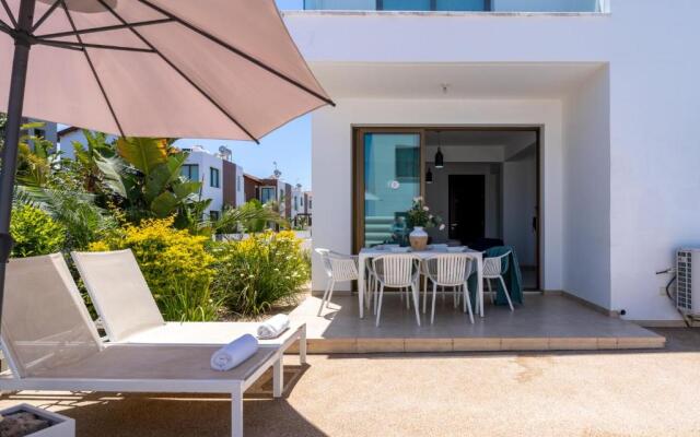 Sea La Vie 3-BR Villa in Protaras