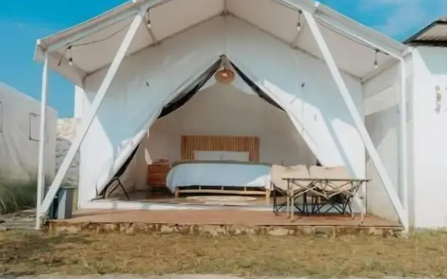Happynest Glamping and Villa Dieng