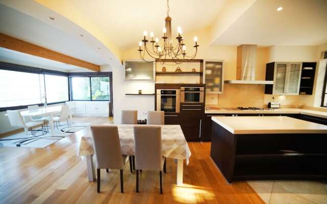 Villa Sinfonia Flat 160