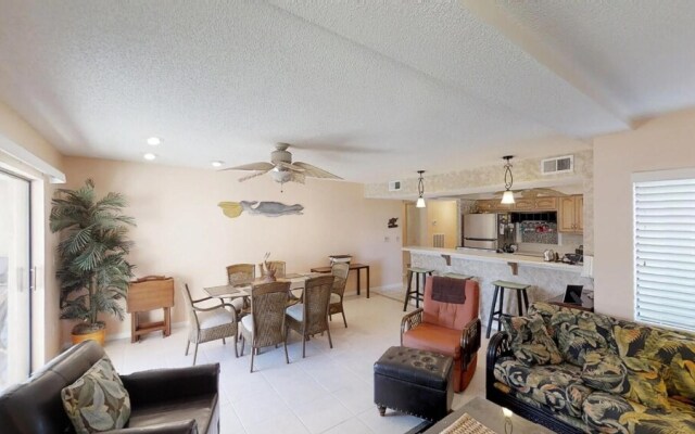 Oceans 136 - 3 Br Condo