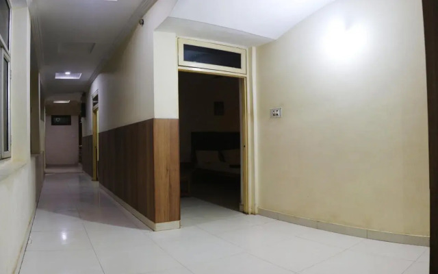 Hotel Aaditya by OYO Rooms