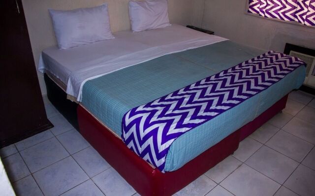 Airport Budget Hotel