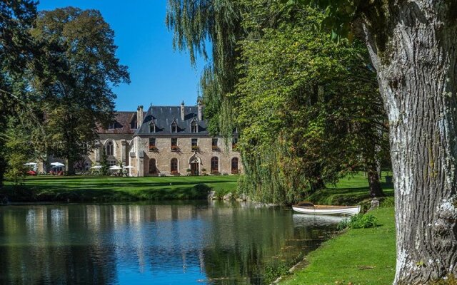 Abbaye De La Bussiere