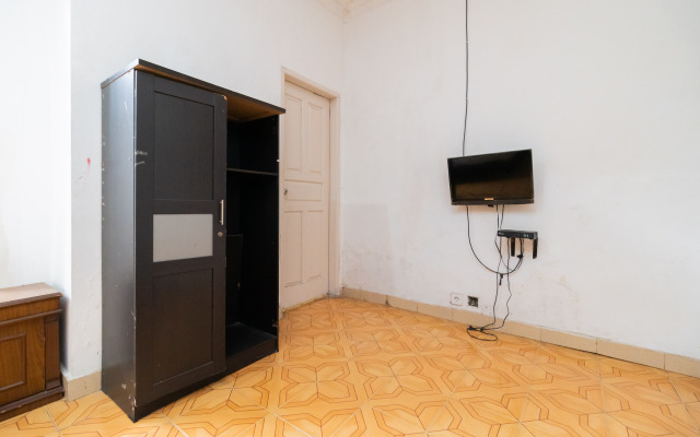 RedDoorz Syariah near Plaza Andalas Padang 2