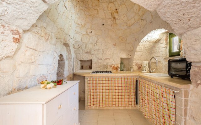 2422 Il Trullo di Erna by Barbarhouse