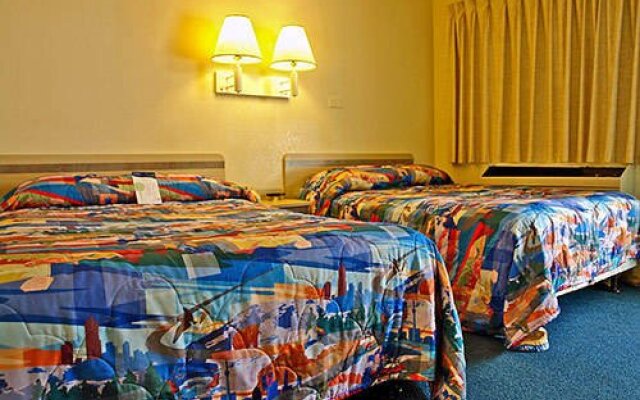 Motel 6 Tampa Downtown