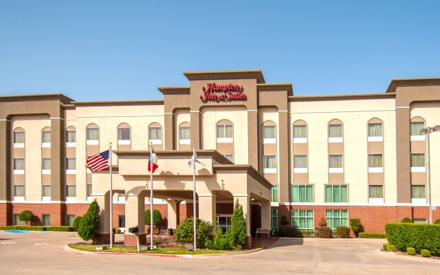 Hampton Inn & Suites Waxahachie